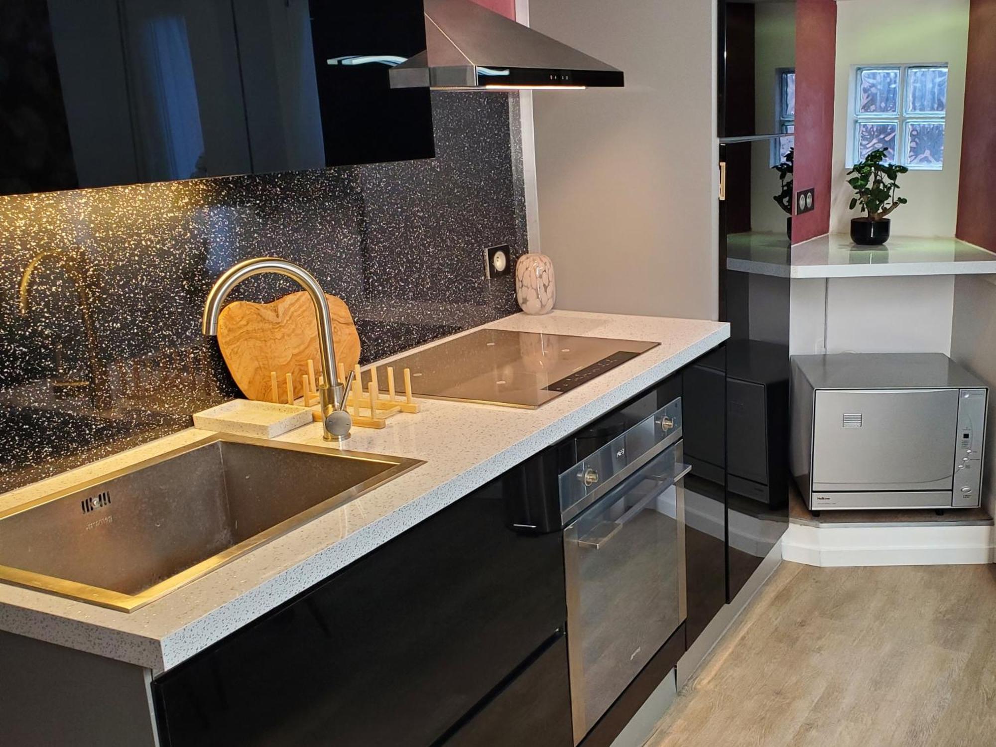Mirka & Franck Apartment Chic 4 Stars Parking Free Colmar Esterno foto